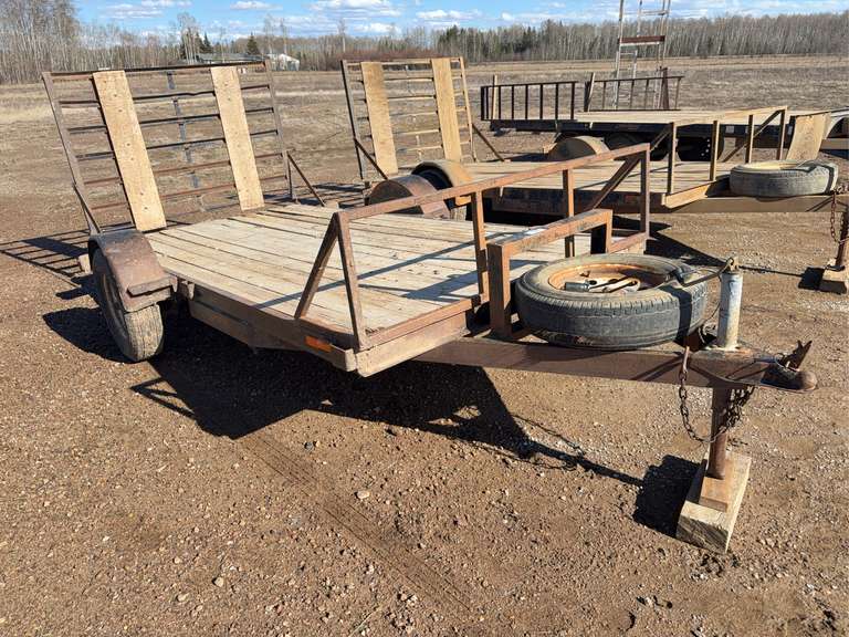 2010 12’ S/A Rainbow Trailer Equipment Trailer w/ Flip-Up Ramp 2RGBU1219A1000257