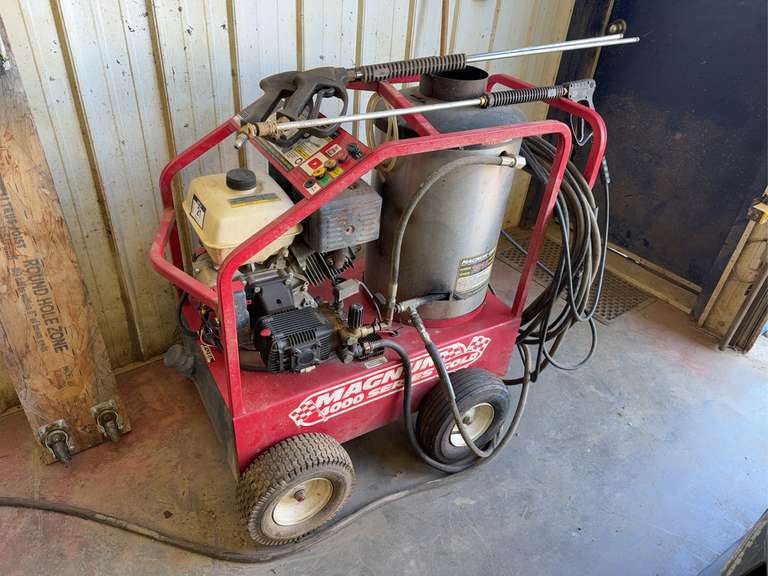 2018 Magnum 4000 Series Mobile Hot Water Pressure Washer