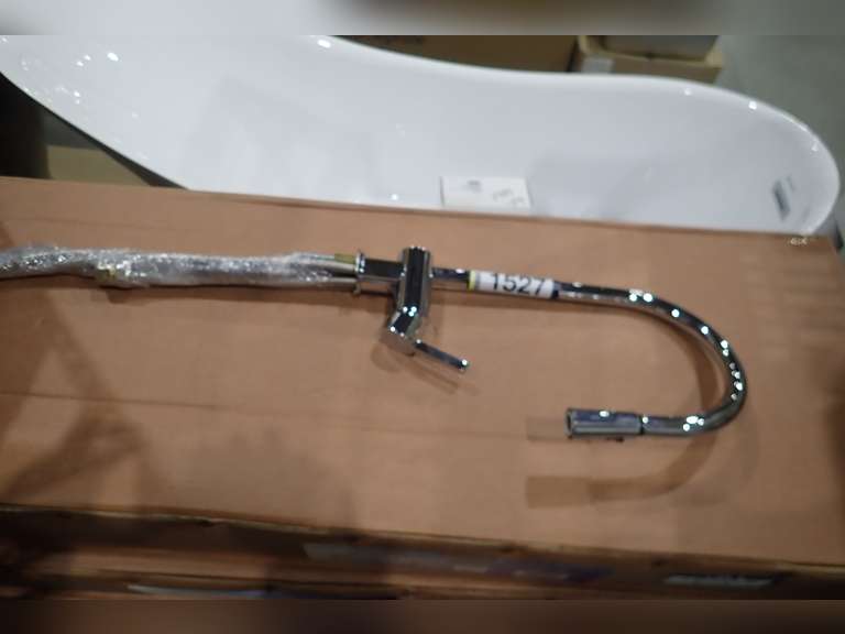 DISPLAY Newform Arced Pull-Down Kitchen Faucet.