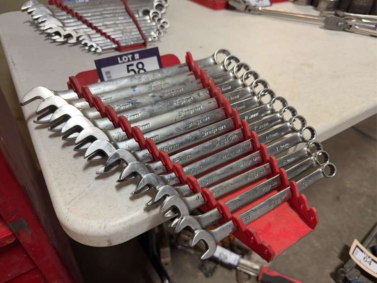 Snap-On Metric Combination Wrench Set