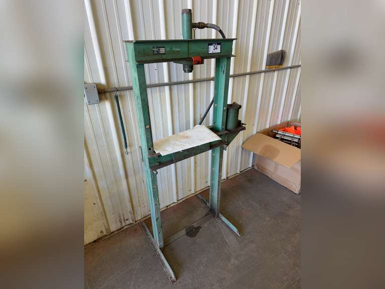 Century-Fox FP1012 12-Ton Shop Press