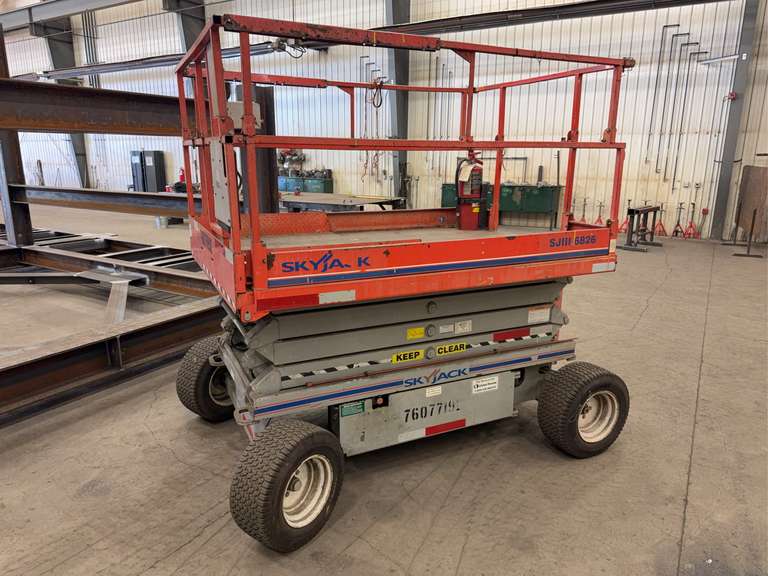Skyjack SJ6826 RT Rough Terrain Electric Scissor Lift, 391hrs Showing