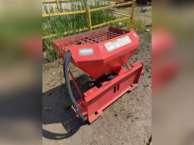Bobcat HS8 Hydraulic Spreader Skidsteer Attachment
