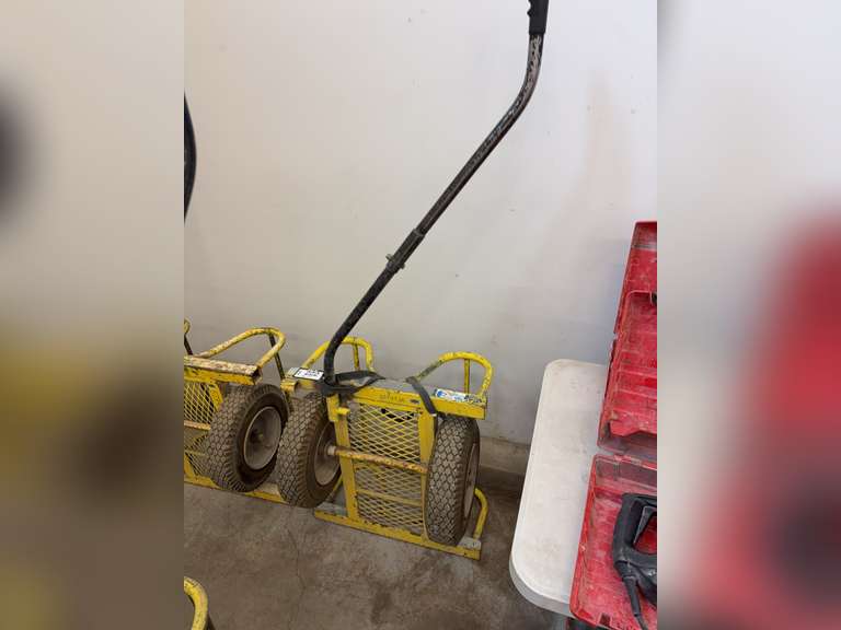 Sumner Cricket Pipe Dolly