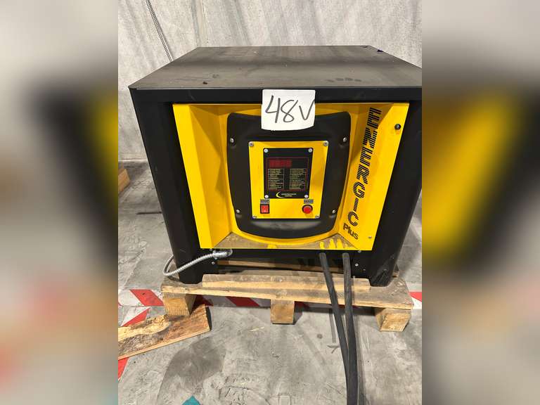 EnerGic Plus NG-TST-D 48/160 Industrial 48V Forklift Battery Charger
