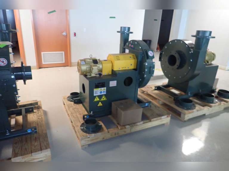 New York Blower EF-ATM-11 Size 2106S03 STL Arr-8 Flanged Inlet 06 830 CFM Pressure Blower.
