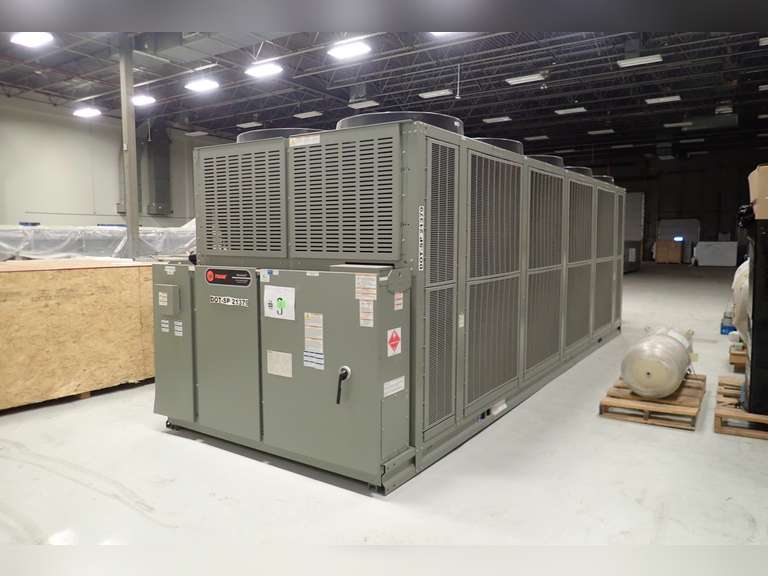 Trane ACSA1802FUA Ascend 180-ton Air Cooled Scroll Chiller.