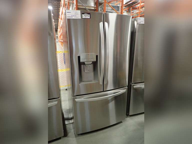 LG LHFS28XBS French Door Stainless Top Refrigerator/Bottom Freezer-  NOTE: PLEASE INSPECT.