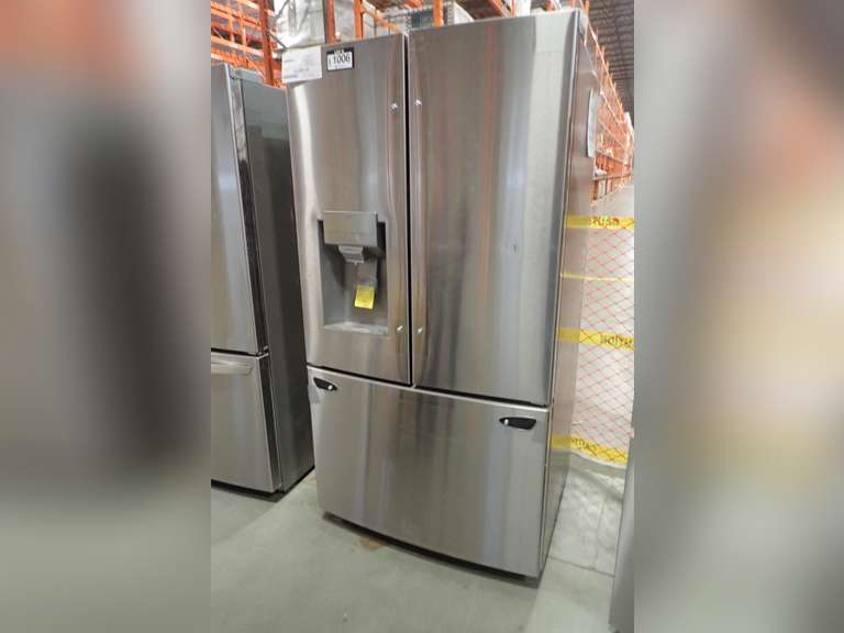 LG LRFS28XBS French Door Stainless Top Refrigerator/Bottom Freezer- NOTE: PLEASE INSPECT.