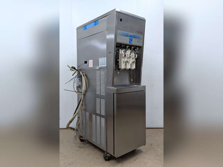 TAYLOR 5454-27 THREE FLAVOR SHAKE FREEZER WITH SHAKE SYRUP SYSTEM