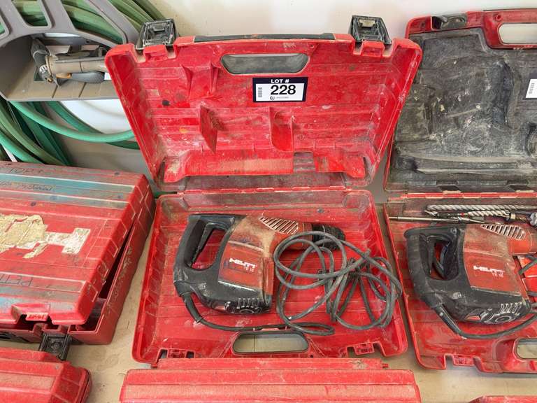HILTI TE 16 Rotary Hammer Drill w/ Case
