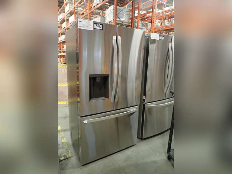 LG LRFXC2606S Counter Depth French Door S/S Top Refrigerator/Bottom Freezer-  NOTE: PLEASE INSPECT.