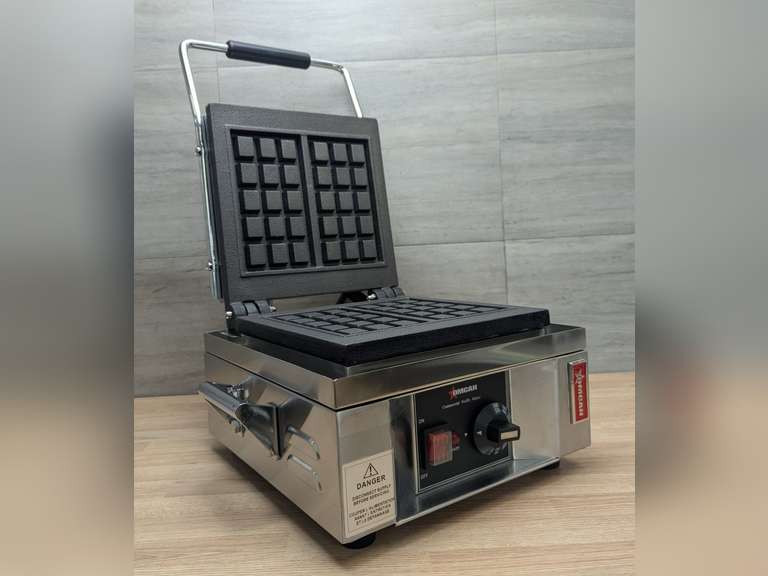 NEW SINGLE BRUSSEL STYLE WAFFLE MAKER, OMCAN 39578