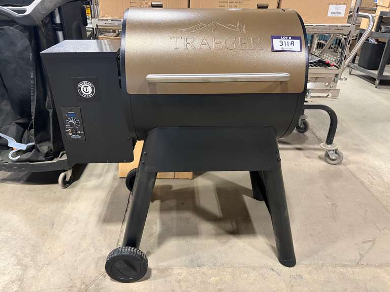 TRAEGER PRO SERIES 22 WOOD PELLET GRILL/SMOKER BBQ
