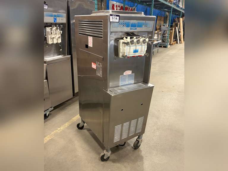 TAYLOR 336-27 AIR COOLED SOFT SERVE ICE CREAM MACHINE