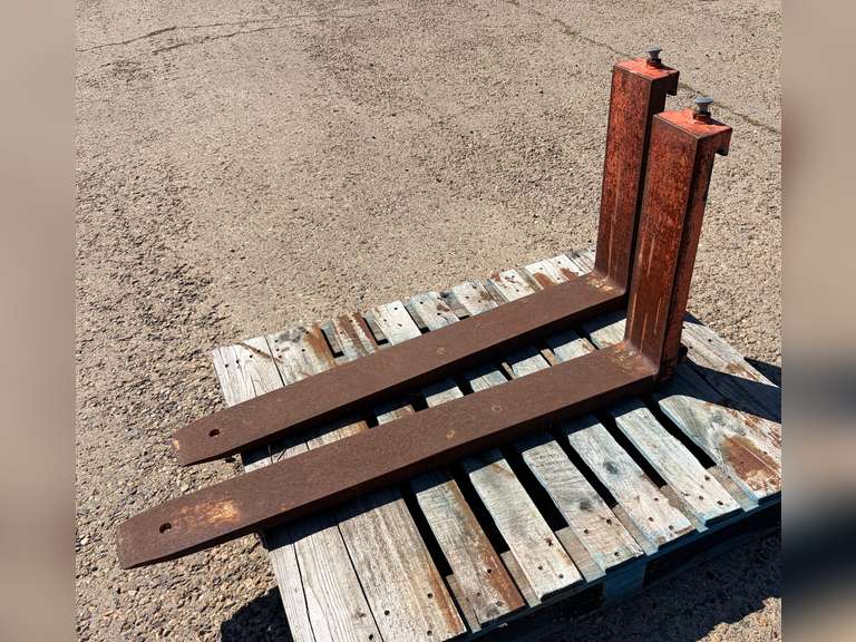 PAIR OF 48" X 5" HEAVY-DUTY FORKLIFT FORKS