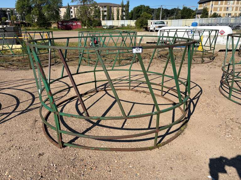 (2) 8' ROUND BALE LIVESTOCK FEEDERS
