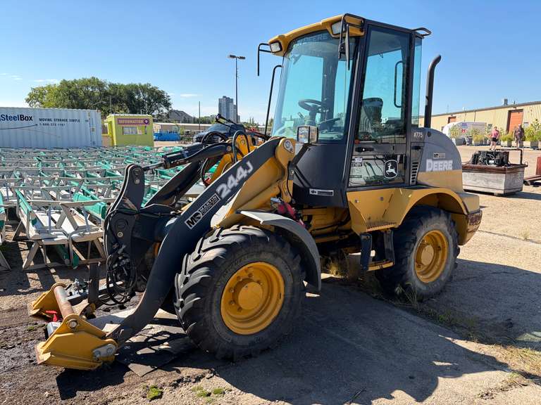 2012 JOHN DEERE 244J 4WD ARTICULATED WHEEL LOADER *NEEDS REPAIR/BAD COMPUTER*