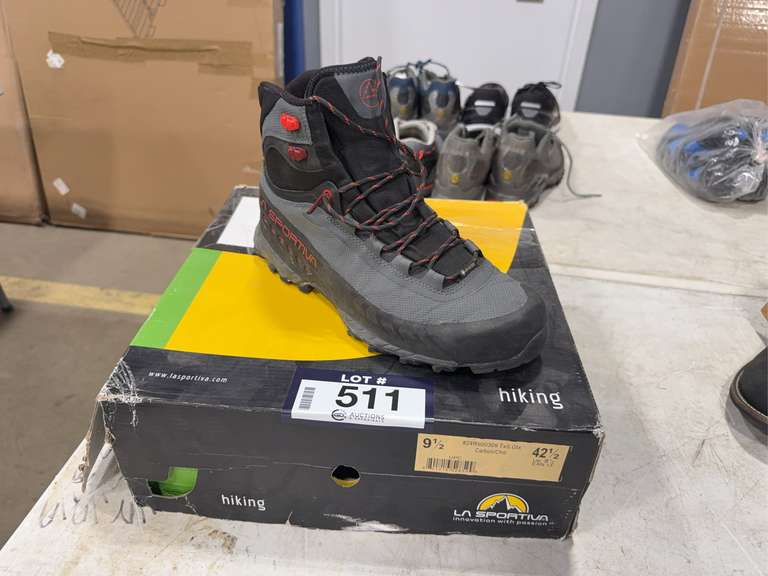 LA Sportiva Hiking Boots, Size 9.5