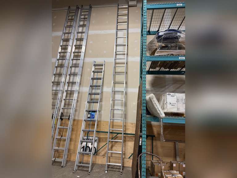 Louisville 20’ Aluminum Ladder