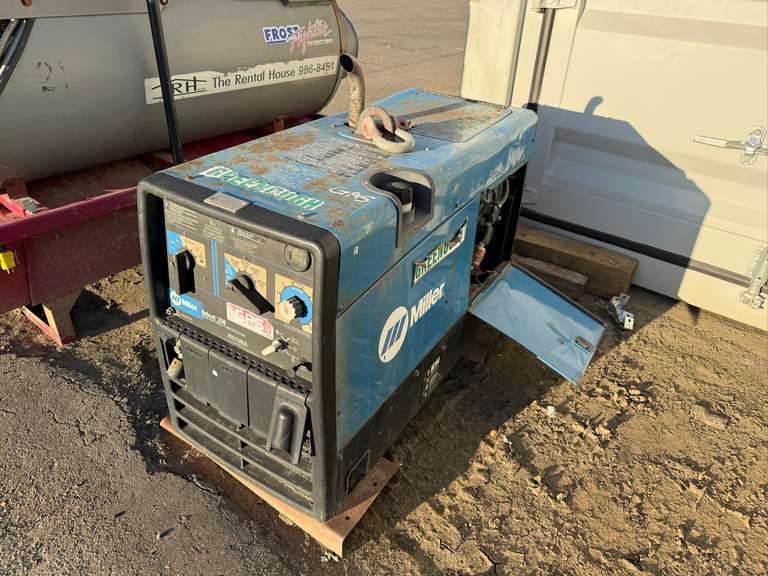 Miller Bobcat 250 Welder Gasoline Welder/ Generator