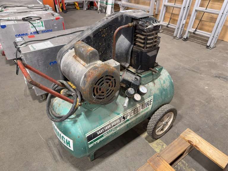 Speedaire 4B227C Portable 20Gal. Compressor