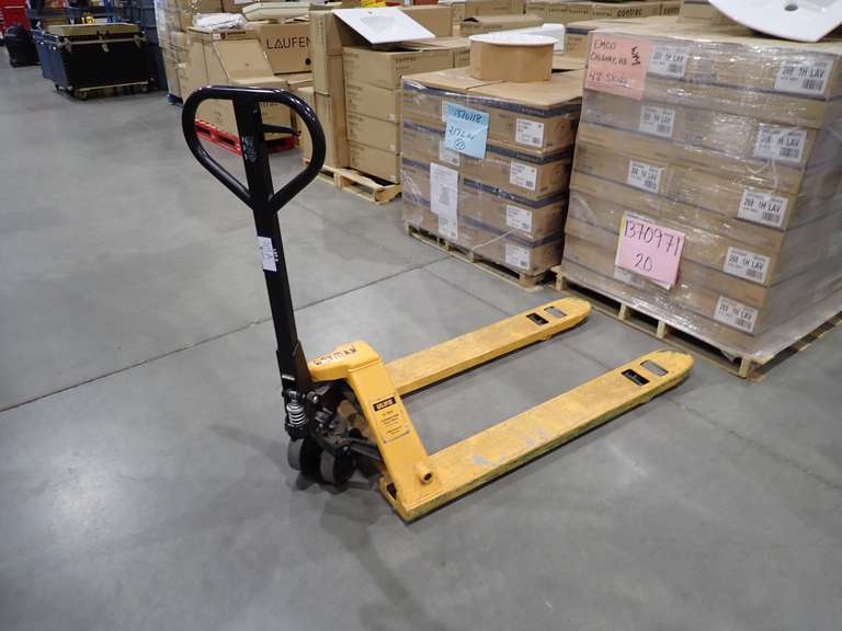 Uline H-1043 Pallet Jack.