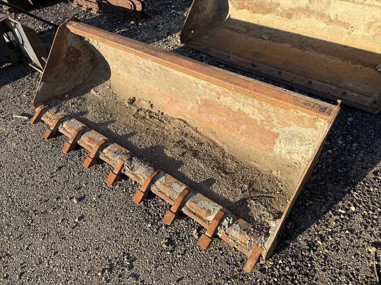 76” Dig Bucket Skid Steer Attachment