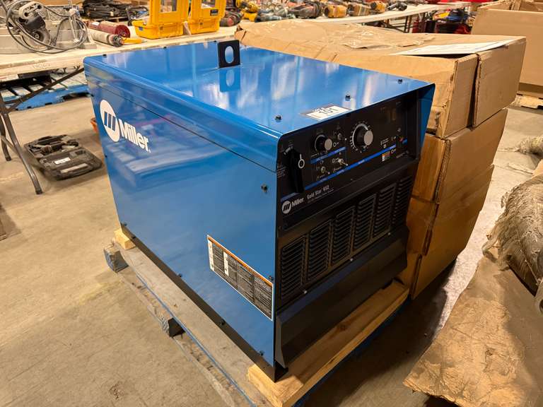 Miller Gold Star 652 CC/DC Welding Power Source