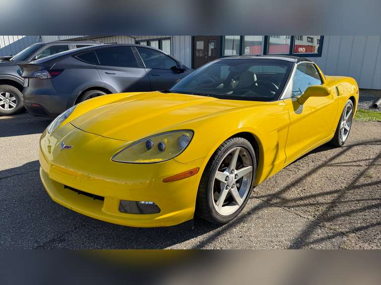 2006 Chevrolet Corvette Coupe - Fully Loaded with HUD & Upgraded Exhaust, VIN#:1G1YY26U965116254