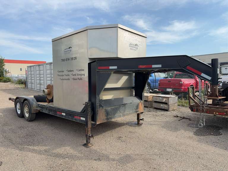 2014 Oasis Trailers 20’ T/A Gooseneck Trailer w/ Stainless Storage Box, GVWR: 6,360KG, VIN#: 2SLGC6272ER006187