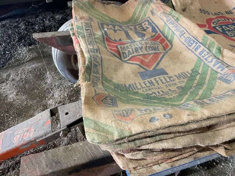 23 Burlap Bags