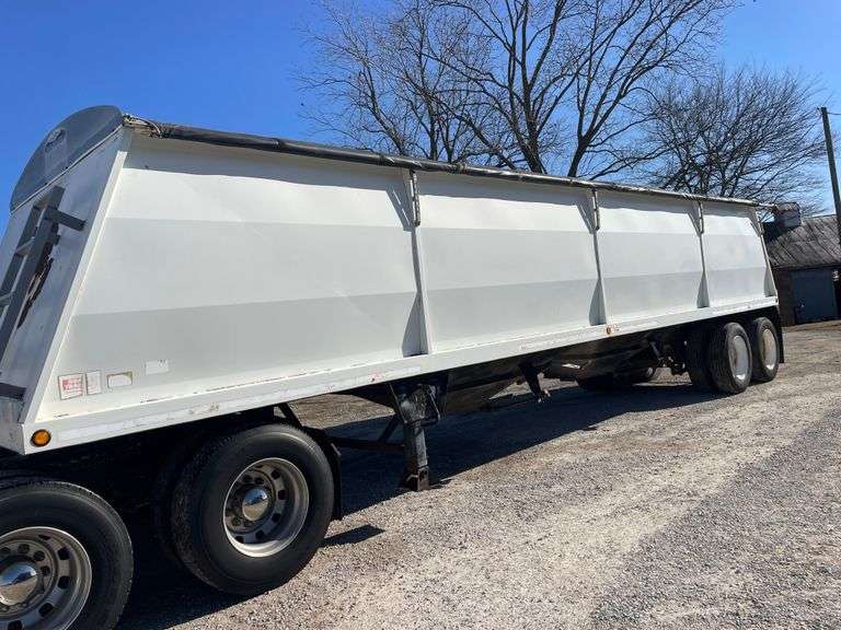 2005 Drake 36ft Hopper Bottom Trailer