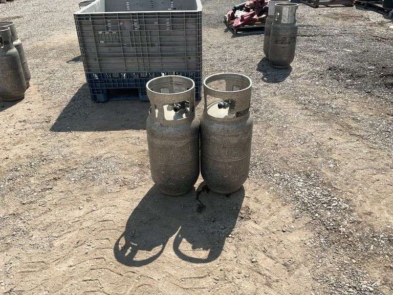 (2) aluminum propane tanks