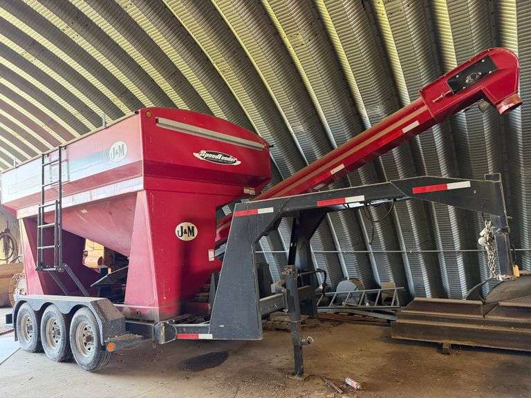 J&M 375ST  Seed Tender Wagon