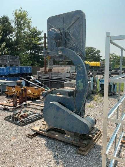 36” Northfield Foundry & Machine Bandsaw