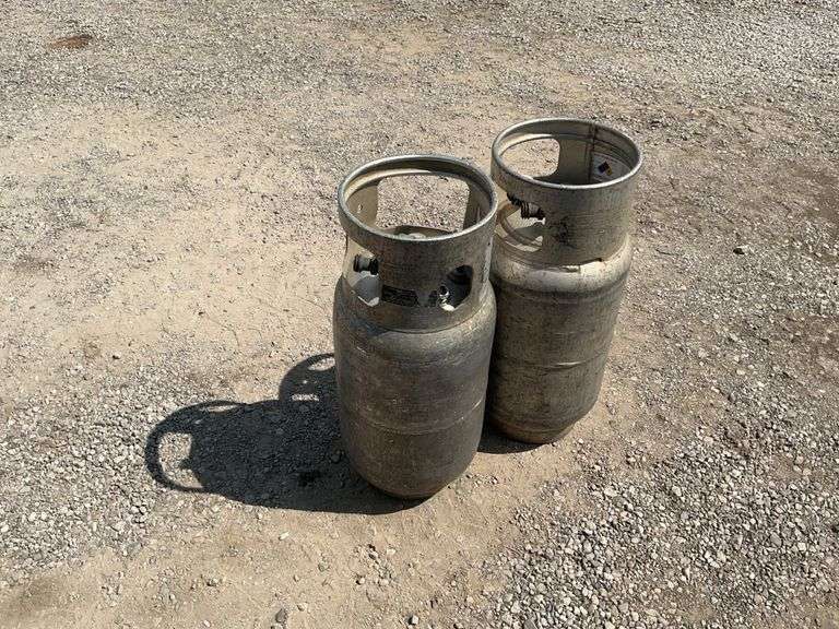 (2) aluminum propane tanks