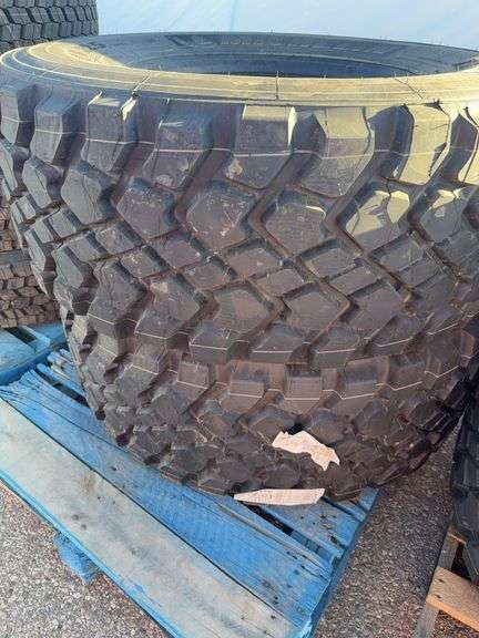 Michelin Tires 445/65 R22.5  (Unused 2x)