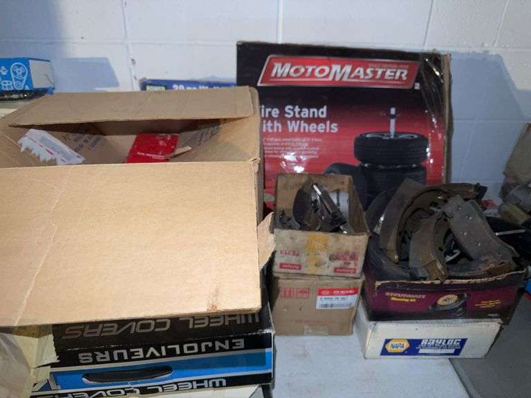 Tire Stand, Wall Mounted Storage,Auto Parts/Accessories