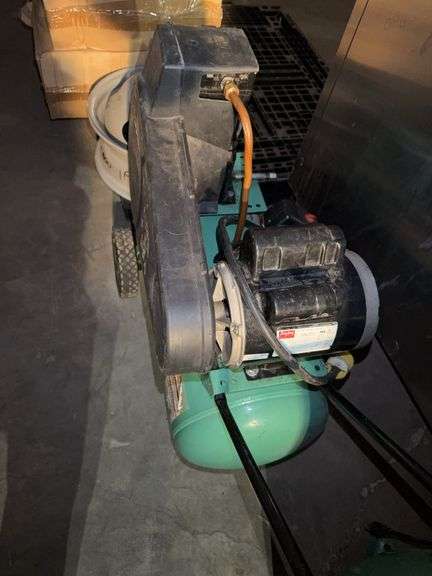 13gal. Speed Air Compressor