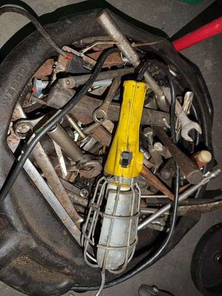 Assorted Tools, Strap, Ext.Cable, Work Light