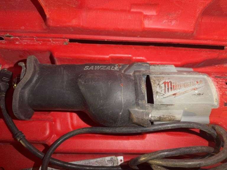 Milwaukee M18 FUEL SAWZALL Reciprocating Saw