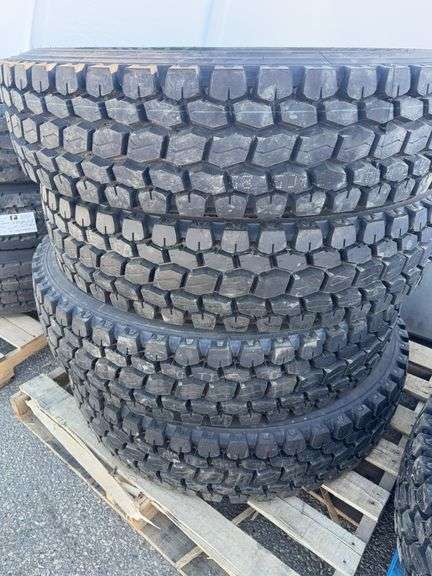 Black Hawk Tires 11R24.5 (Unused 4x)