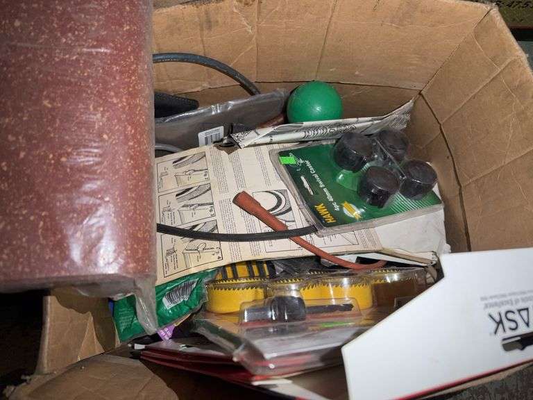 Auto Mechanic Tools/Tool Set and Auto Part Replacement