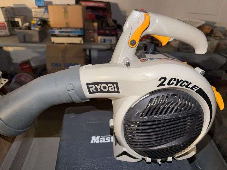 Ryobi 26cc 2-Cycle Gas Blower/Vacuum