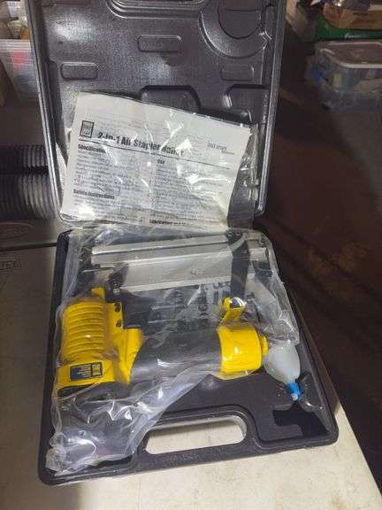 2-in-1 Air Stapler Nailer (Unused)