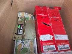 Tire Stand, Wall Mounted Storage,Auto Parts/Accessories