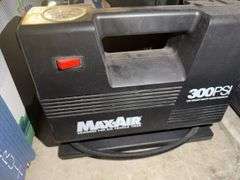 Max-Air 300PSI 12V Heavy-Duty Air Compressor, Halogen Light, Drain Valve,Ice Scraper