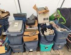 Pallet of Assorted Household Items