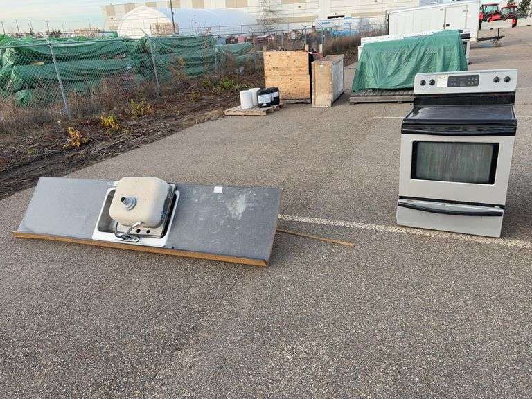Electric Stove & Countertop with Sinks